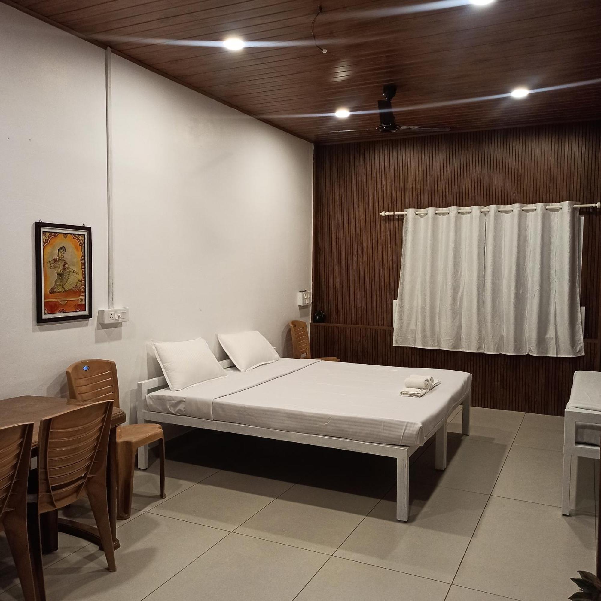 Bethesda Inn Kochi Phòng bức ảnh