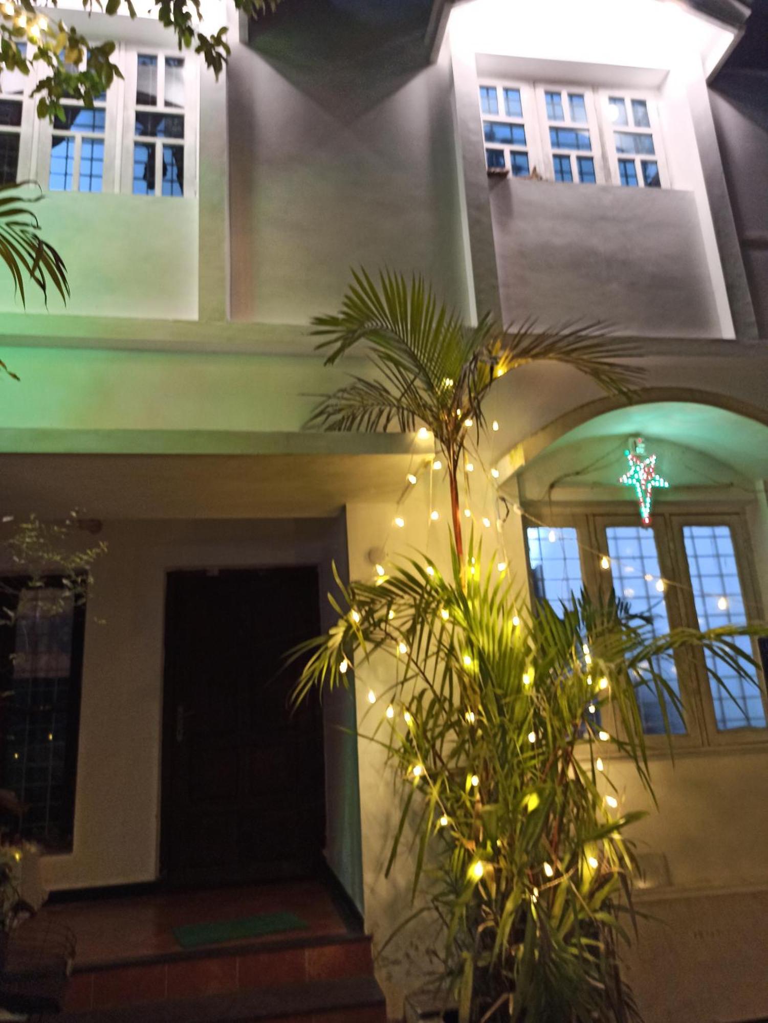 Bethesda Inn Kochi Ngoại thất bức ảnh
